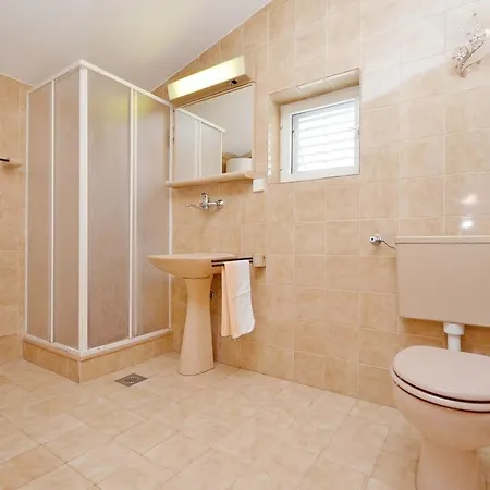 Apartments Vila Punta * Jadrtovac