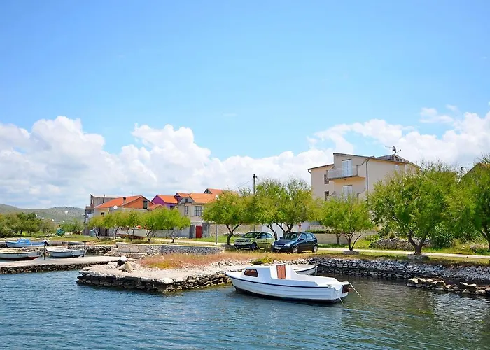 Apartments Vila Punta Apartment Jadrtovac